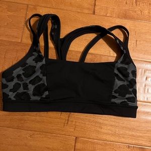 Lululemon Cheetah sports bra—Sz10